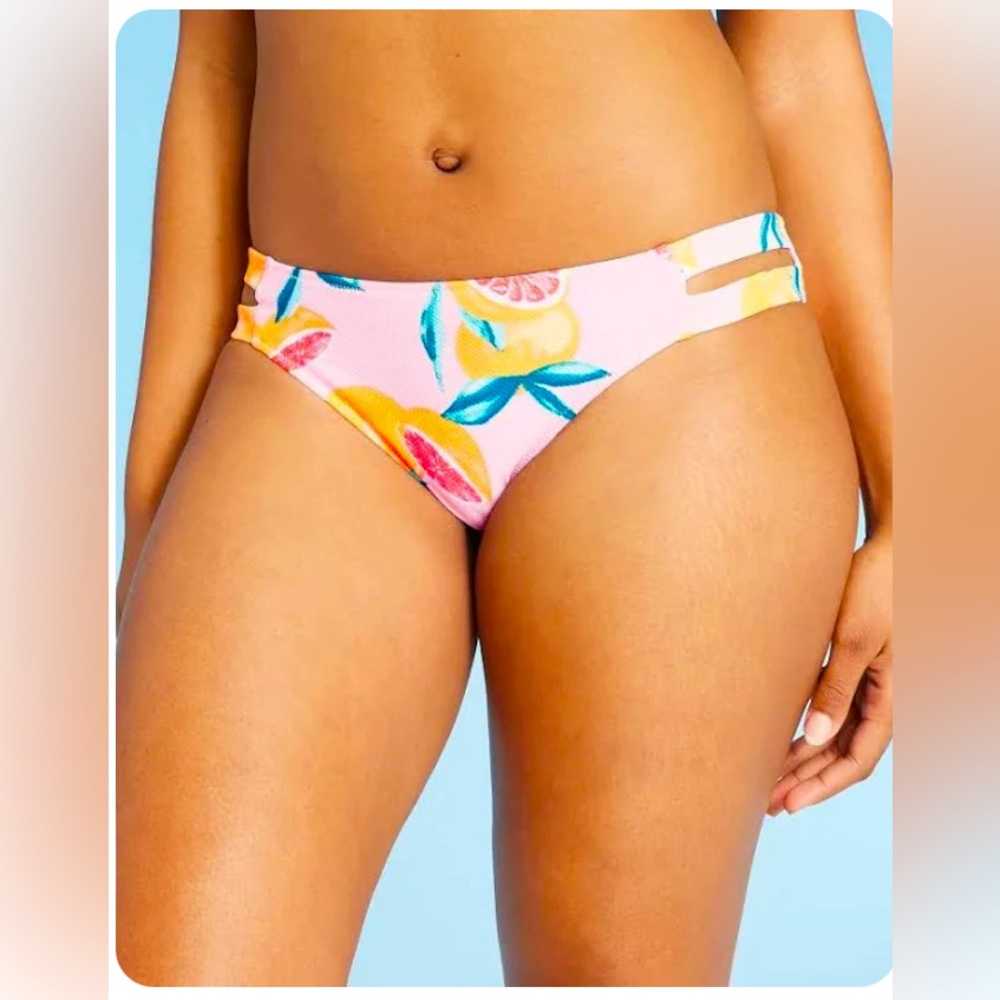 NWT Shade & Shore Women's Strappy Side Textured Cheeky Bikini Bottom